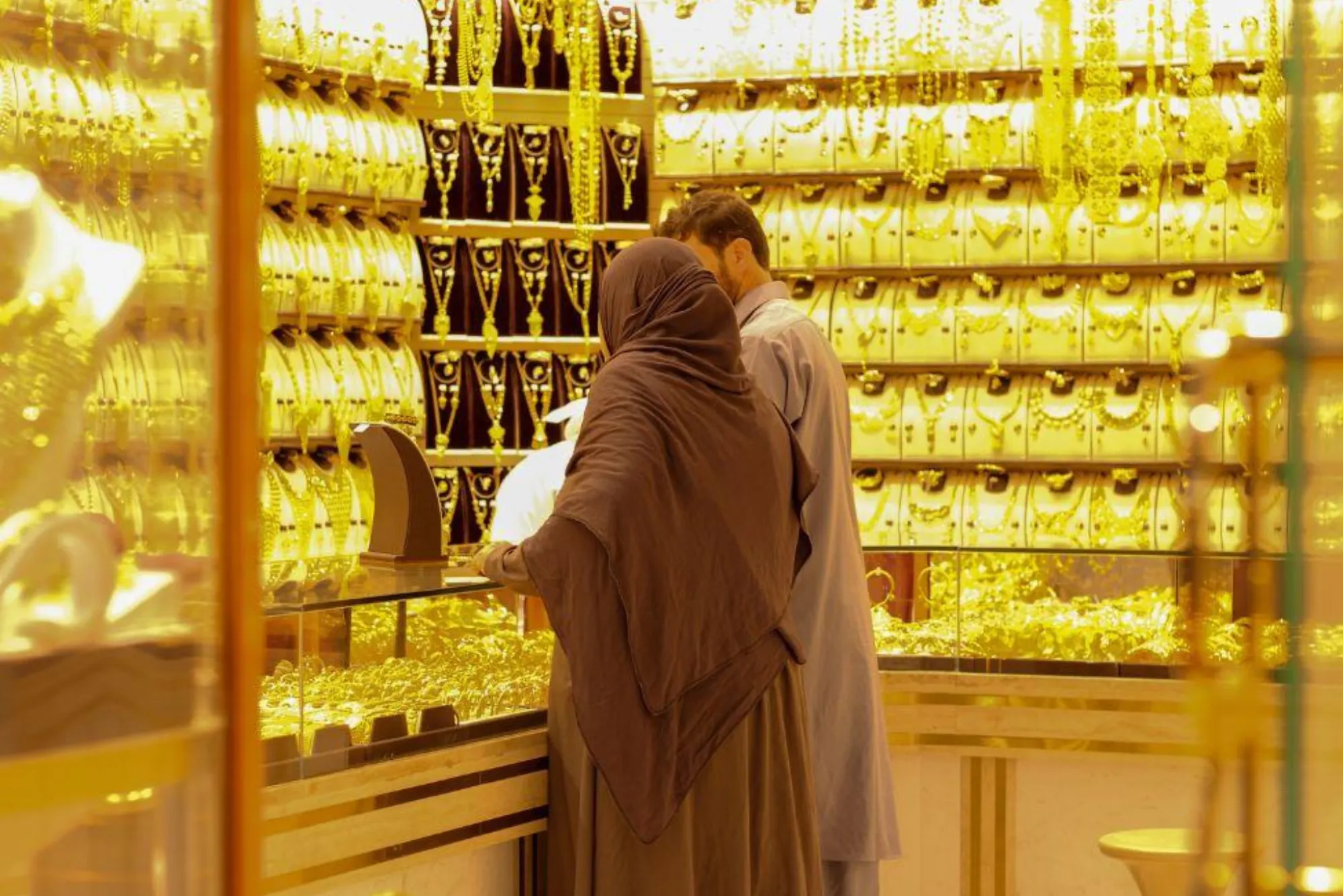 Buy Gold in Dubai: Navigating the Glittering Landscape