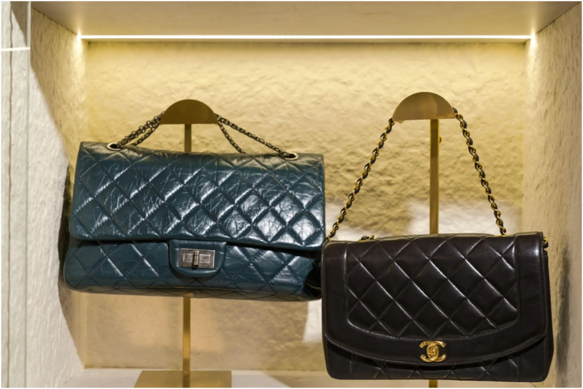 Chanel Handbags Style Your Life with the Most Stunning Collection in Dubai.