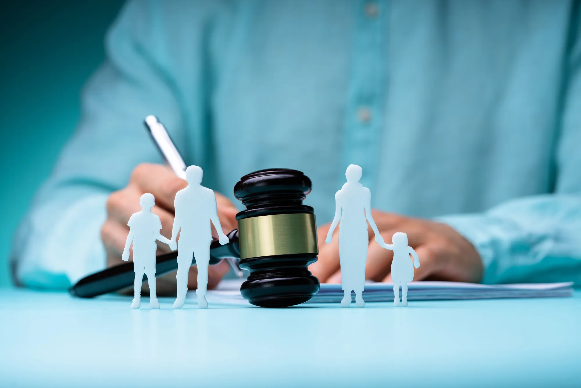 Role of Real Estate Lawyers in Dubai Transactions